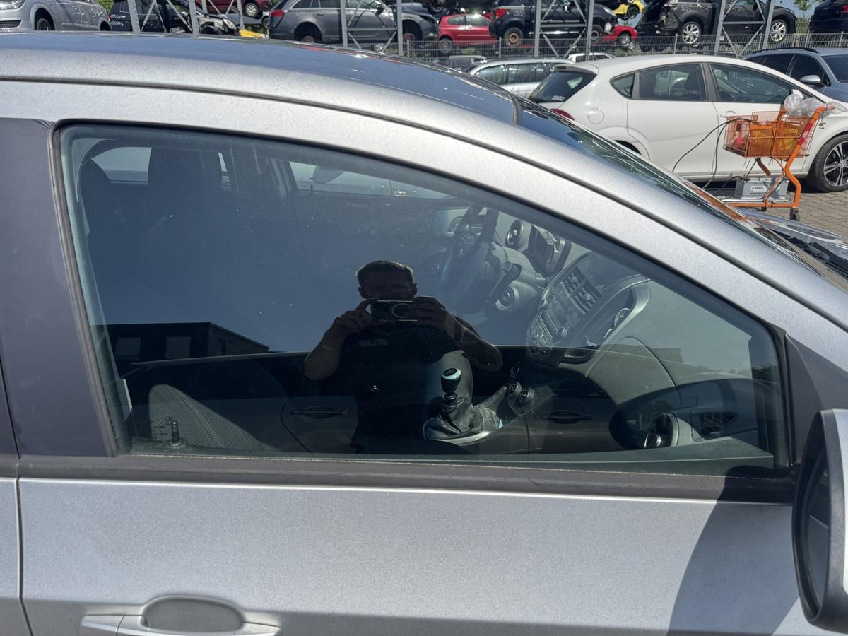 Chevrolet Aveo 2 original T&uuml;rscheibe vorn rechts Bj.2013